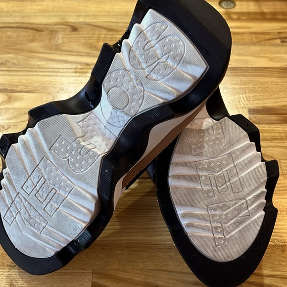 SOREL Women's Kinetic Impact Ii Strap Slip On Sneakers - Picture 4 of 5